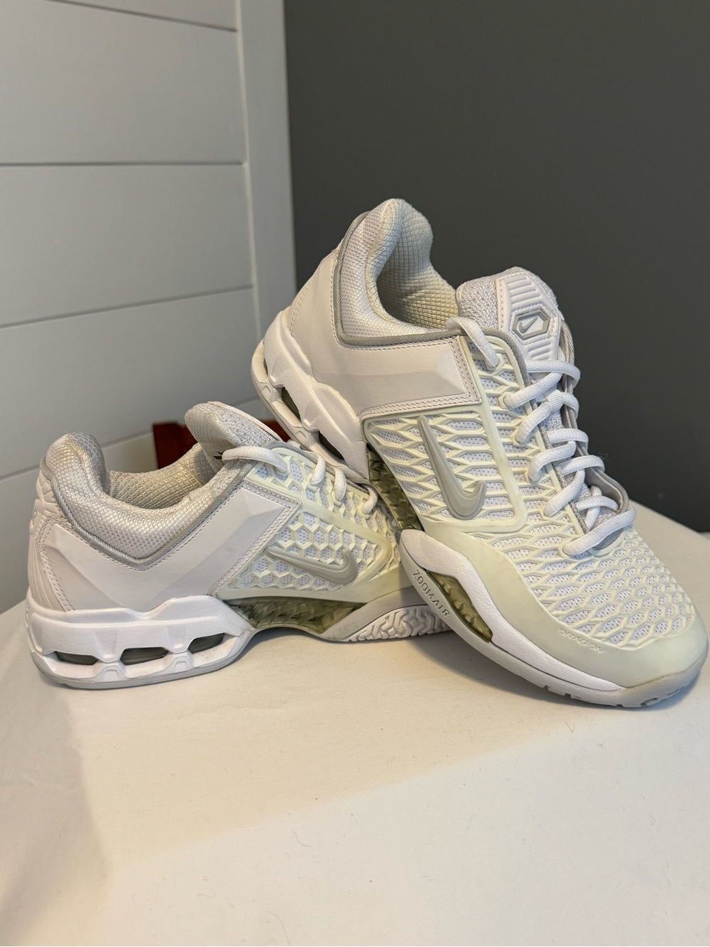 Nike Zoom Air Courtballistec 3.3 Tennis Shoes – Women’s 8.5 - Picture 2 of 4